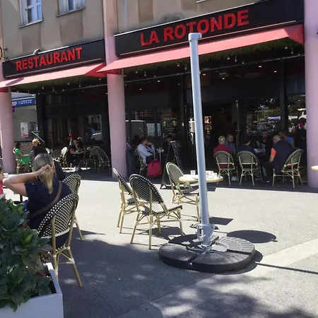 Grand Paris, Private Parking, Balcony And Metro, 24 Hours Self Checking Bondy Buitenkant foto