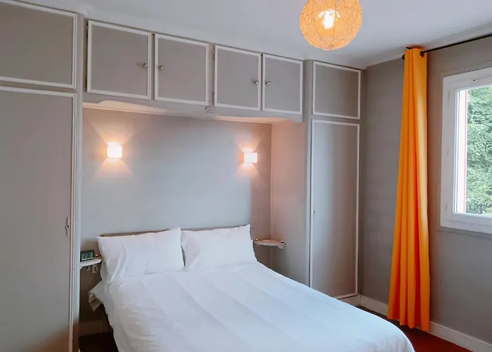Grand Paris, Private Parking, Balcony And Metro, 24 Hours Self Checking