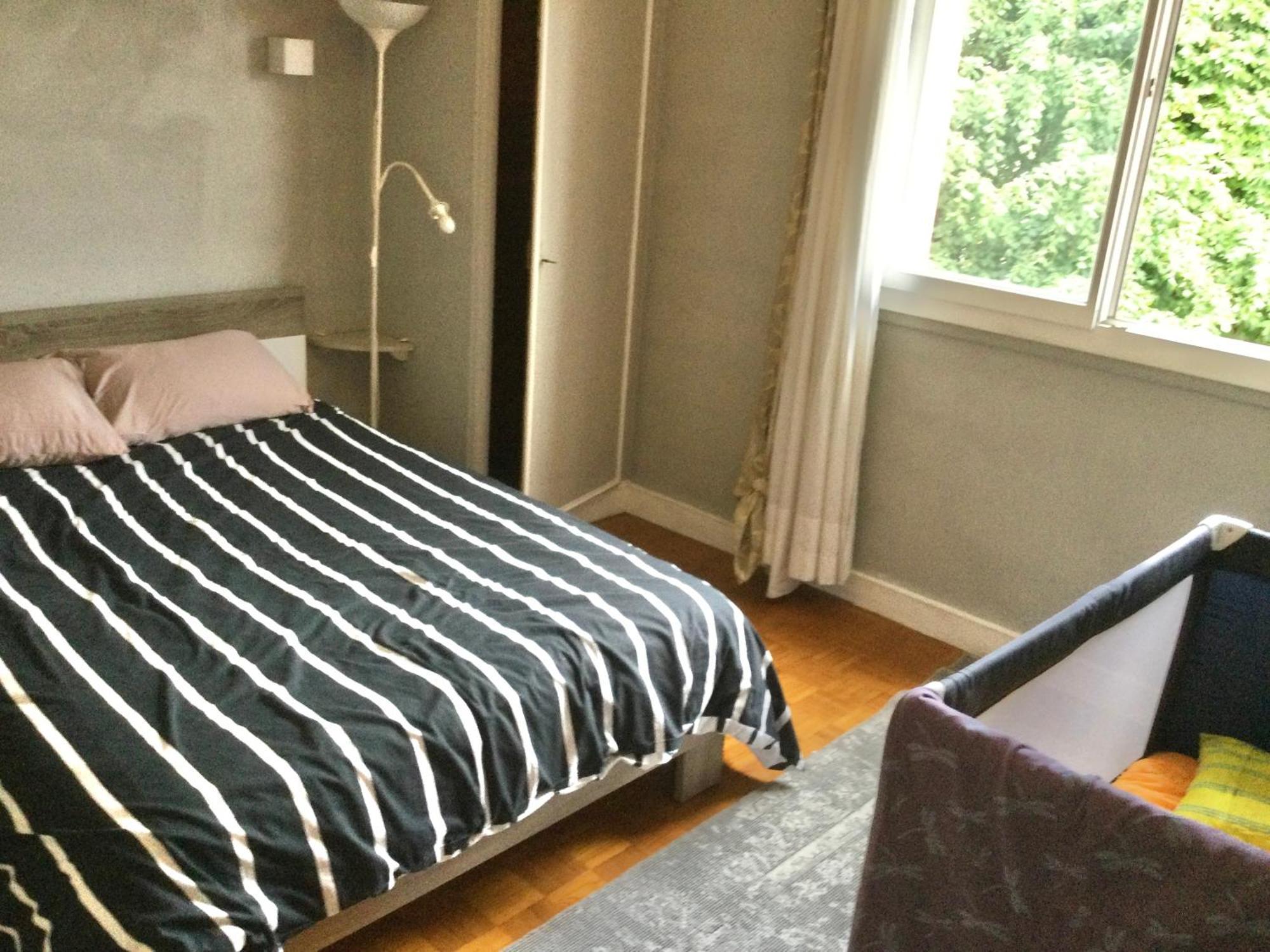 Apartment Grand Paris, Private Parking, Balcony And Metro, 24 Self Checking